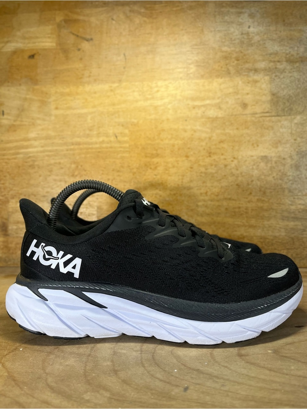 Hoka One One Clifton 8 REFLECTIVE Womens Sz 8 Running Shoes Sneakers Black White